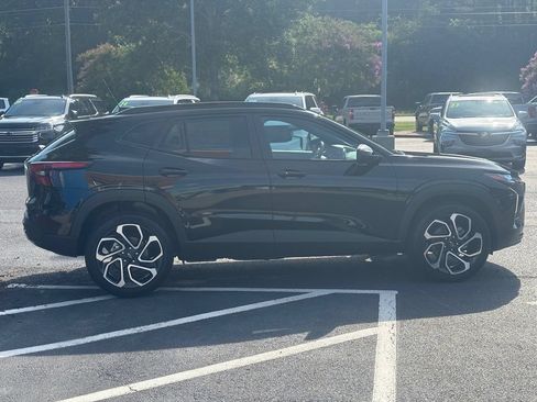 New 2026 Chevrolet Trax RS w/ Driver Confidence Package FWD image 4