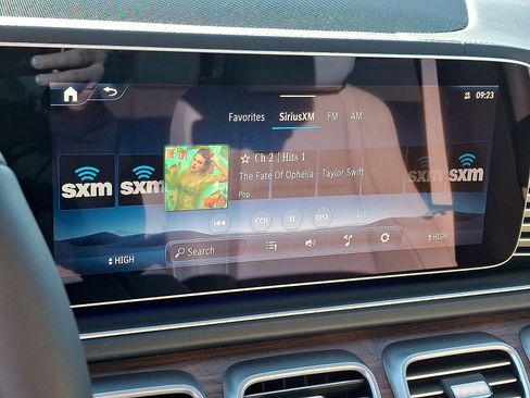 New 2026 Mercedes-Benz GLE 350 4MATIC image 13