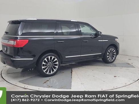 Used 2021 Lincoln Navigator Reserve w/ Luxury Package image 15
