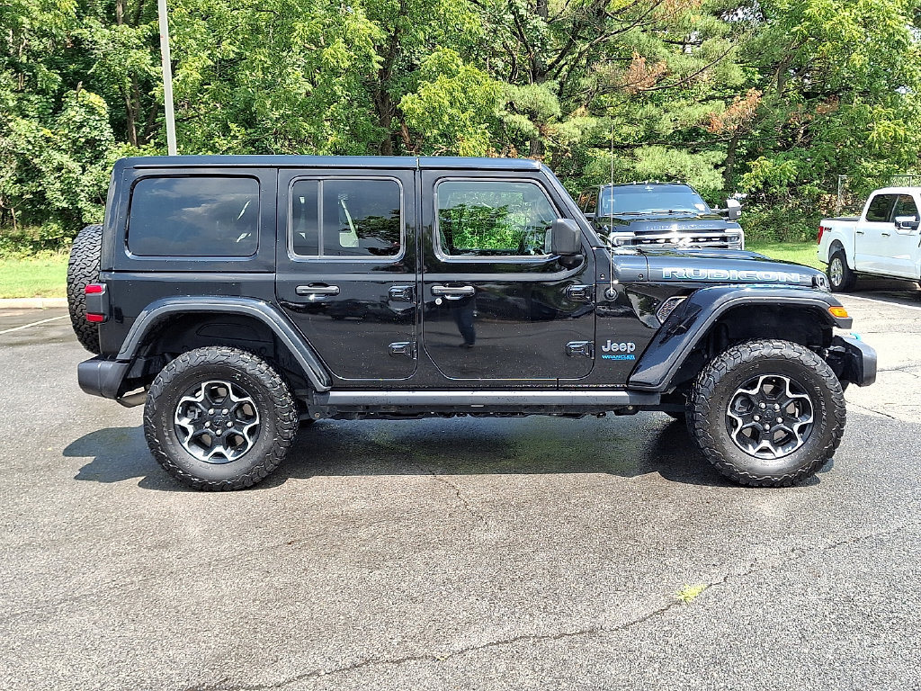 Used 2021 Jeep Wrangler Unlimited Rubicon 4xe w/ Cold Weather Group AWD/4WD image 10