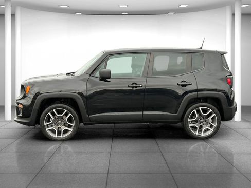 Used 2020 Jeep Renegade Sport image 4