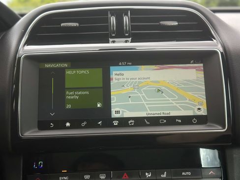 Used 2020 Jaguar F-PACE Premium AWD/4WD image 21