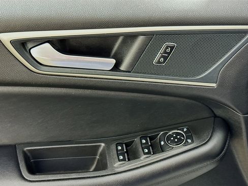 Used 2024 Ford Edge SEL image 20