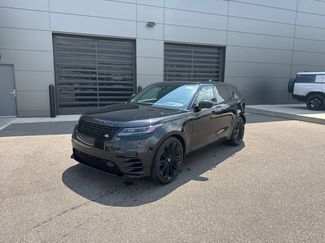 Used 2025 Land Rover Range Rover Velar Dynamic HSE AWD/4WD video 1