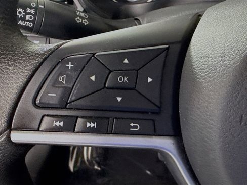 Used 2022 Nissan Altima 2.5 SV image 14