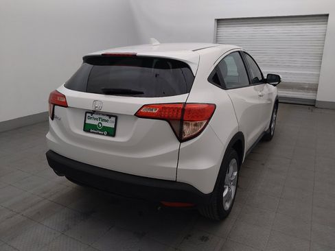 Used 2016 Honda HR-V EX image 9