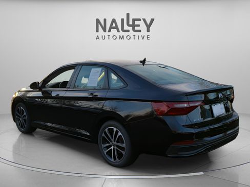 Used 2024 Volkswagen Jetta Sport image 3