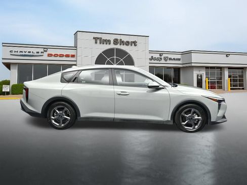 Used 2025 Kia K4 FWD image 6