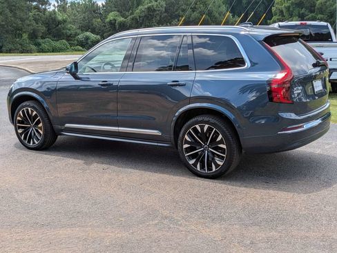 Certified 2026 Volvo XC90 B6 Plus w/ Protection Package Premier AWD/4WD image 4
