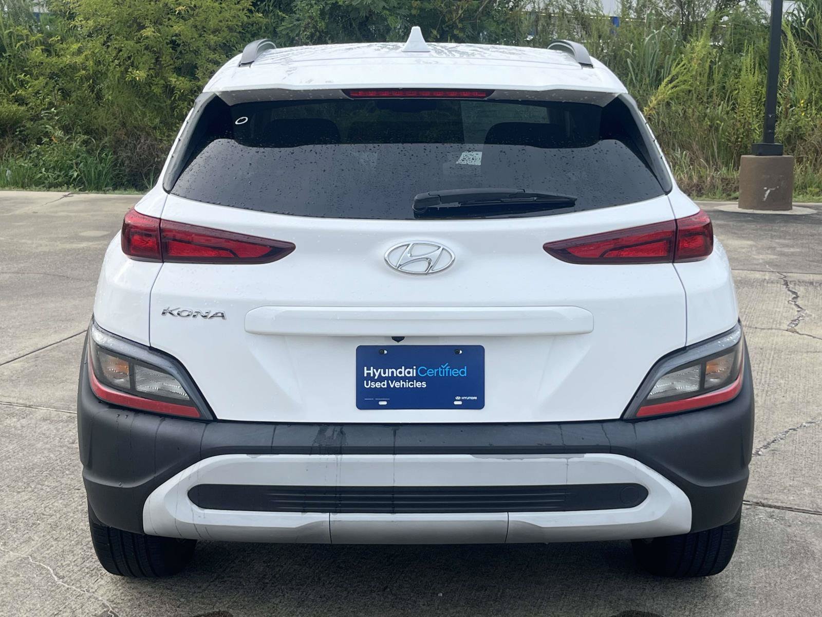 Certified 2023 Hyundai Kona SEL w/ Cargo Package FWD image 3