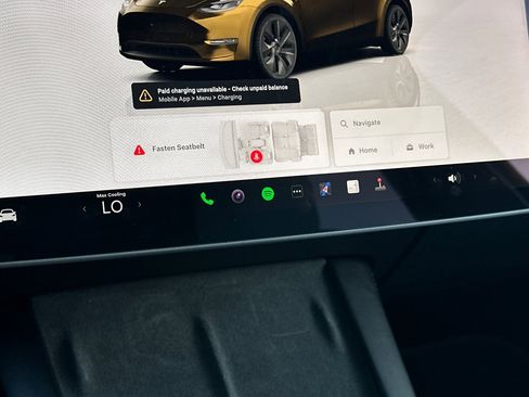 Used 2025 Tesla Model Y Long Range image 28