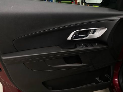 Used 2017 Chevrolet Equinox LT w/ Convenience Package AWD/4WD image 23