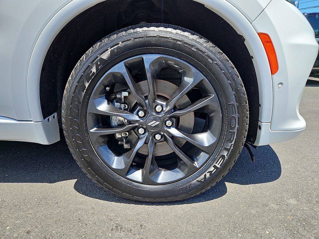 Used 2023 Dodge Durango R/T AWD/4WD image 9
