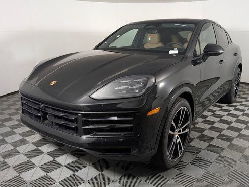 New 2026 Porsche Cayenne Coupe AWD/4WD image 1