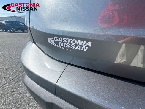 Used 2025 Nissan Rogue S FWD image 41