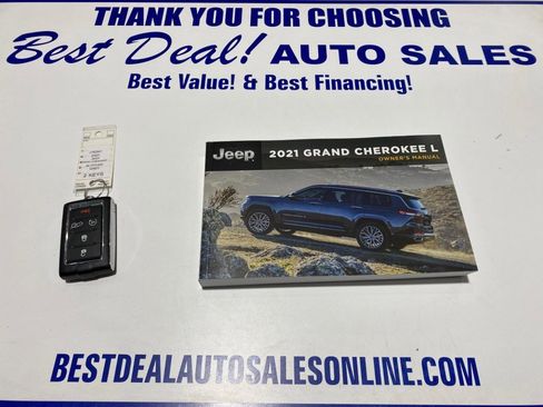 Used 2021 Jeep Grand Cherokee L Laredo image 28