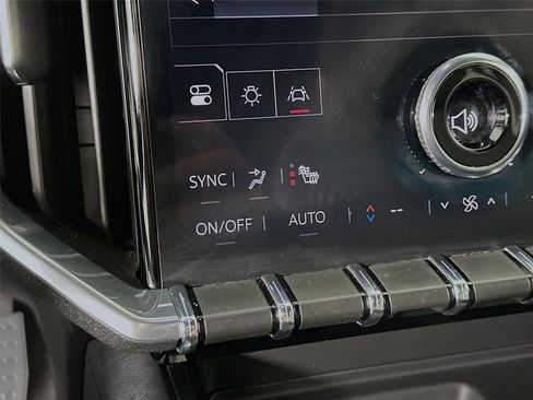 Used 2025 GMC Acadia Elevation image 34