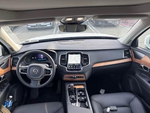 Used 2024 Volvo XC90 T8 Plus AWD/4WD image 6
