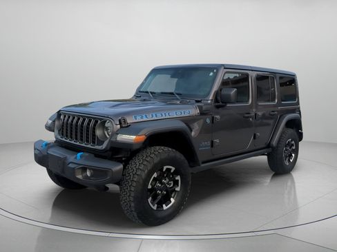 Used 2025 Jeep Wrangler Unlimited Rubicon 4xe w/ Convenience Group image 11