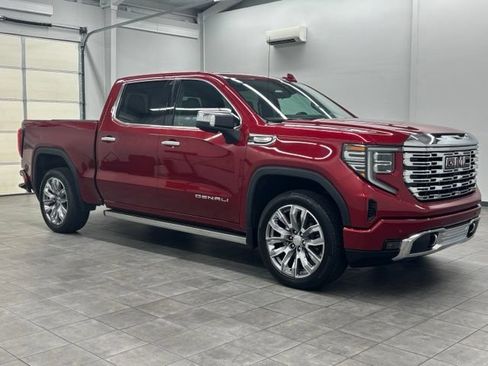 Used 2024 GMC Sierra 1500 Denali w/ Denali Reserve Package AWD/4WD image 1