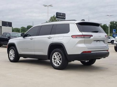 Used 2024 Jeep Grand Cherokee L Laredo AWD/4WD image 7