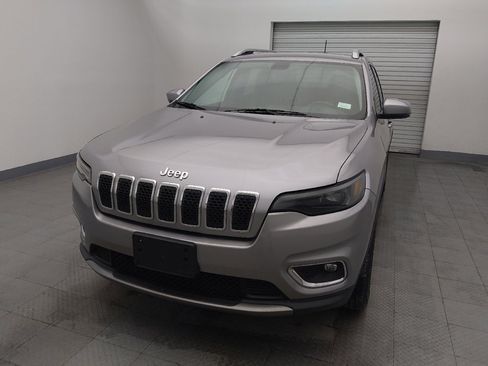 Used 2020 Jeep Cherokee Limited image 15