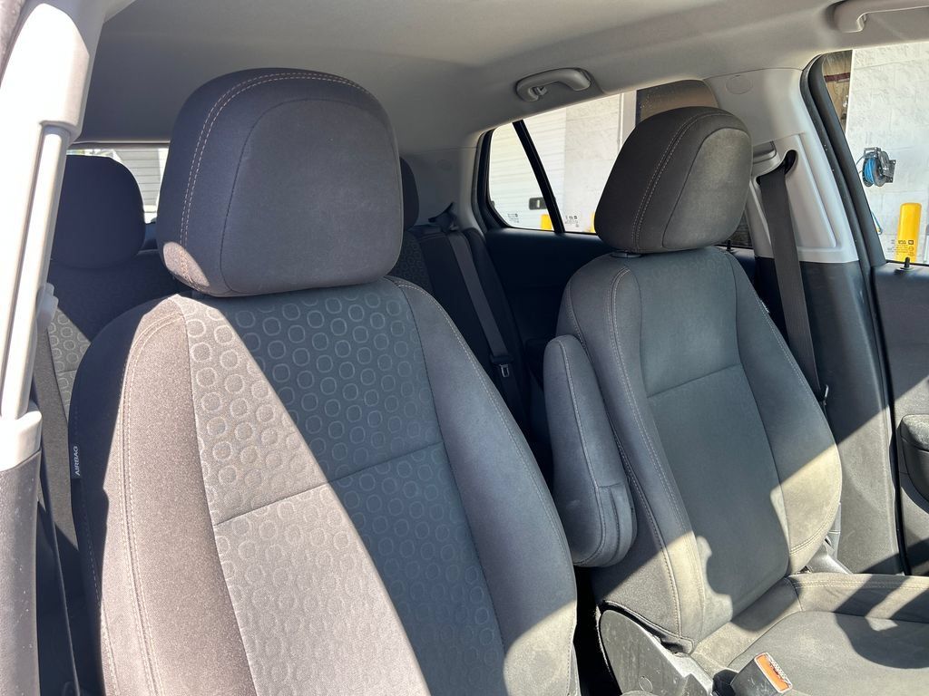 Used 2021 Chevrolet Trax LS w/ Tint and Cruise Package AWD/4WD image 14