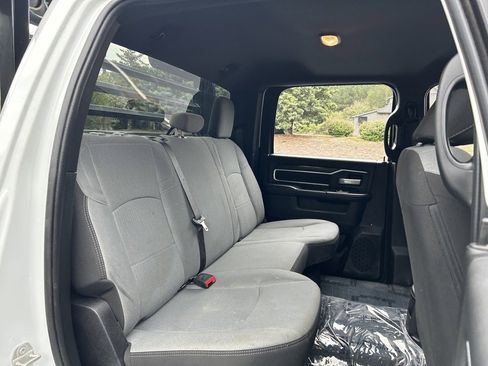 Used 2024 RAM 3500 SLT w/ Quick Order Package 2YG SLT image 38