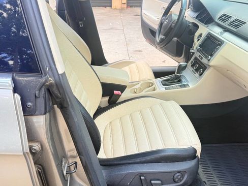 Used 2012 Volkswagen CC Sport image 36