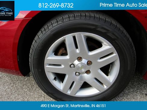 Used 2015 Chevrolet Impala LT w/ LT Sunroof Package image 12