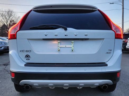 Used 2010 Volvo XC60 T6 image 14