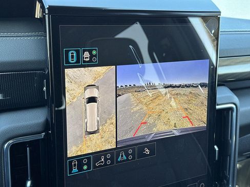 New 2026 GMC Yukon XL Elevation w/ Elevation Premium Package AWD/4WD image 14