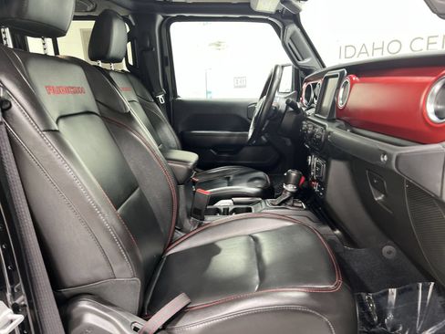 Used 2022 Jeep Gladiator Rubicon w/ LED Lighting Group AWD/4WD image 24