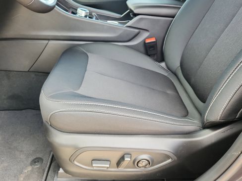 New 2025 Jeep Grand Cherokee L Laredo w/ Luxury Tech Group I image 12