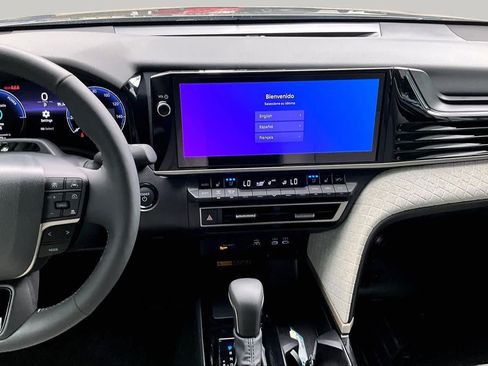 Used 2025 Toyota Camry XLE w/ Premium Plus Package FWD image 7