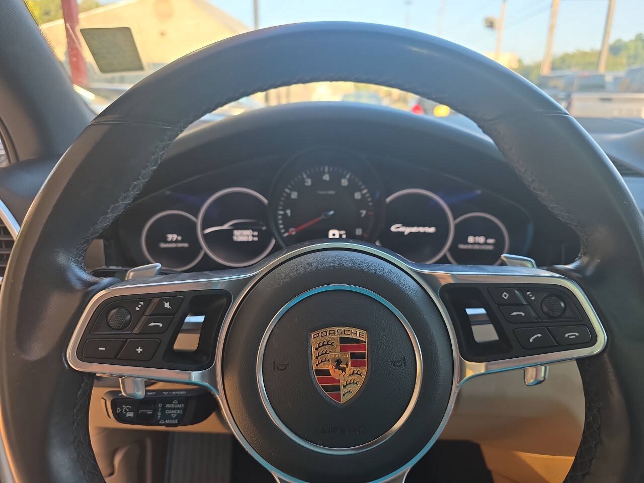Used 2019 Porsche Cayenne AWD/4WD image 11