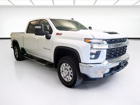 Used 2023 Chevrolet Silverado 2500 LT w/ Convenience Package AWD/4WD image 3