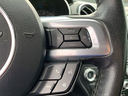 Used 2016 Ford Mustang Convertible w/ Equipment Group 051A image 27