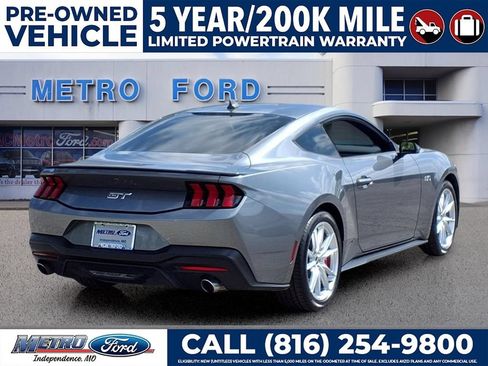 Used 2025 Ford Mustang GT Premium RWD image 3