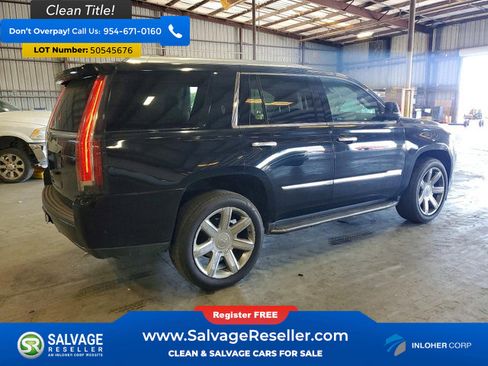 Used 2018 Cadillac Escalade Luxury AWD/4WD image 4