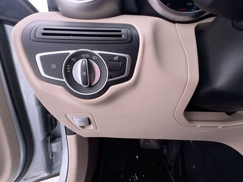 Used 2022 Mercedes-Benz GLC 300 4MATIC image 18