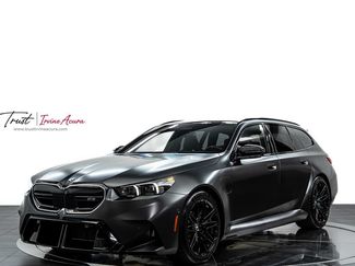 Used 2025 BMW M5 Touring AWD/4WD video 1
