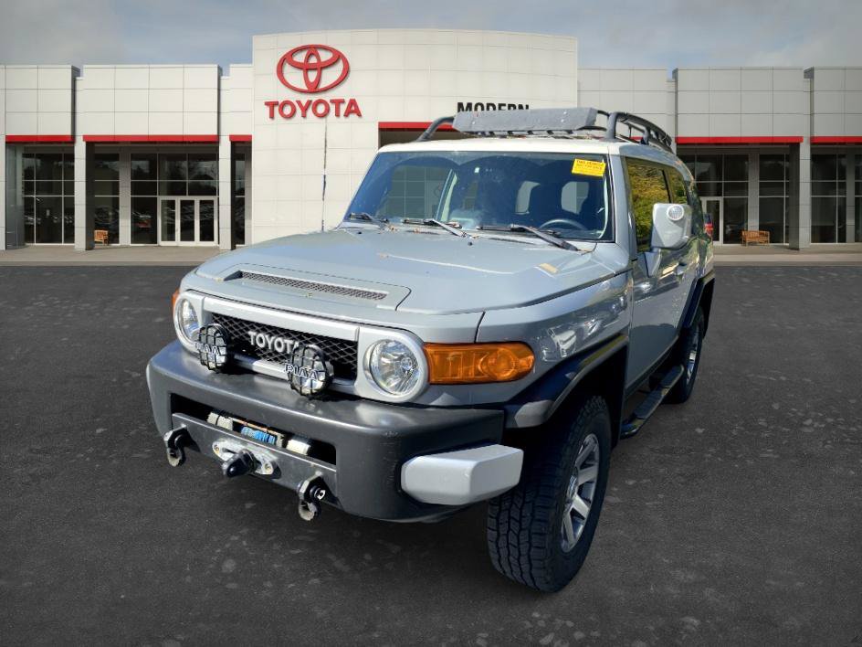 Used 2014 Toyota FJ Cruiser 4WD w/ Upgrade Package image 1