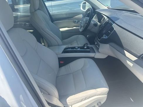 Used 2023 Volvo XC90 B6 Plus w/ Protection Package Premier AWD/4WD image 22