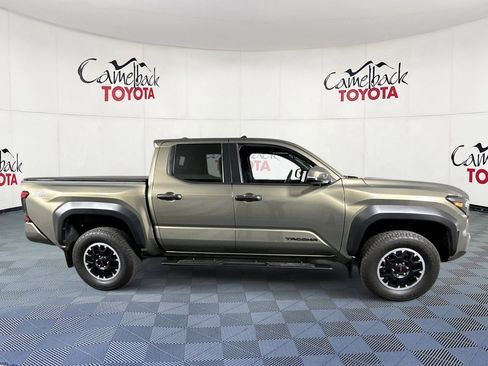 Used 2024 Toyota Tacoma TRD Off-Road w/ TRD Off Road Upgrade Package image 9