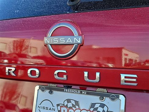 Certified 2023 Nissan Rogue SV w/ SV Premium Package image 33