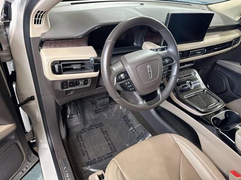 Certified 2023 Lincoln Nautilus Reserve AWD/4WD image 11