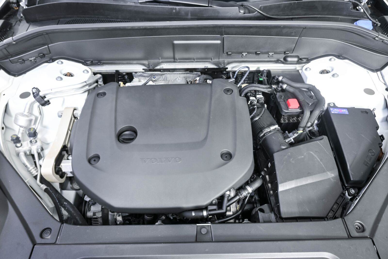 Certified 2023 Volvo XC90 B6 Plus AWD/4WD image 35
