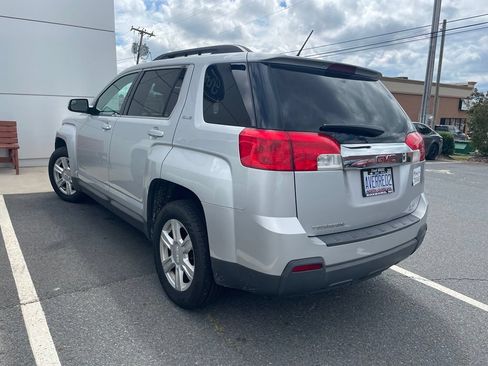 Used 2014 GMC Terrain SLE FWD image 3