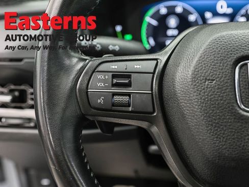 Used 2025 Honda Accord Sport image 15